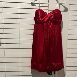 Chic Strapless Red Satin Dress